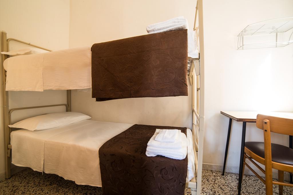 Hotel Nuovo Fiore Cattolica Bilik gambar