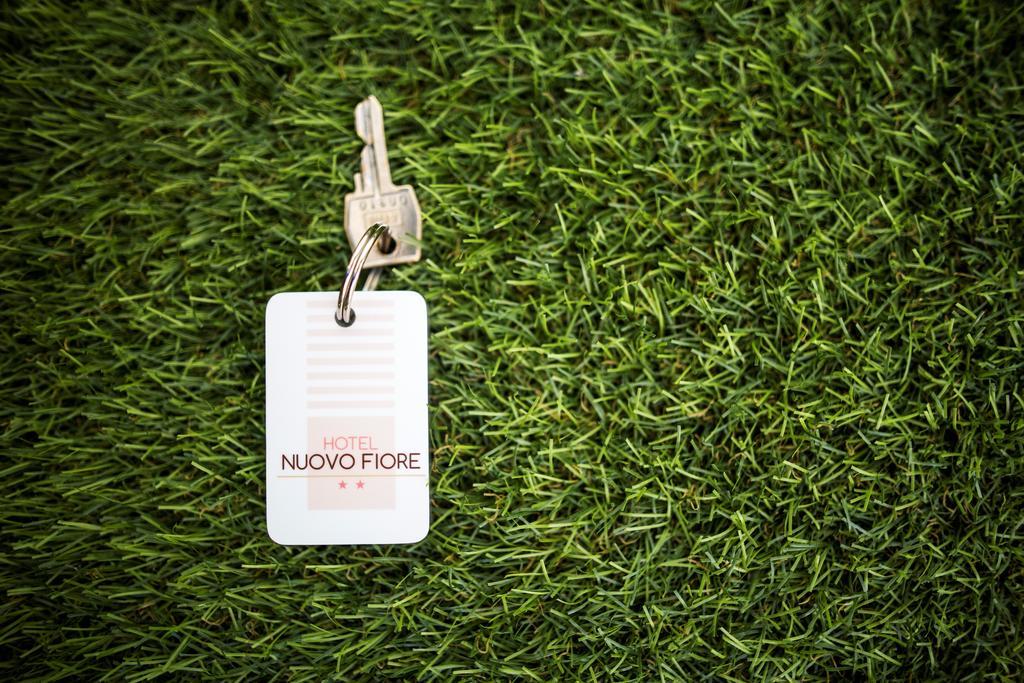 Hotel Nuovo Fiore Cattolica Luaran gambar